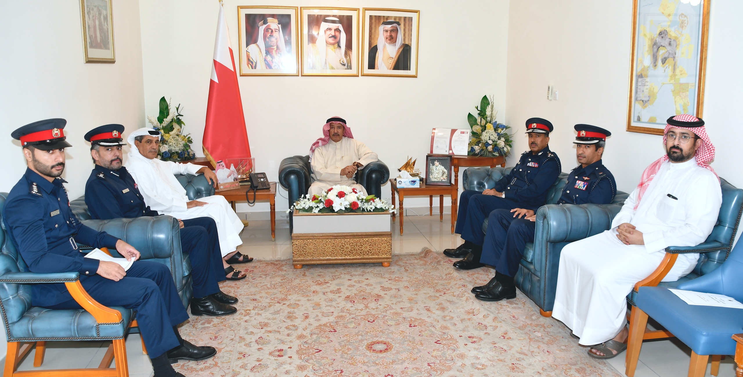 محافـظ المحـرق يترأس اجتماع اللجنة الأمنية بالمحافظة<